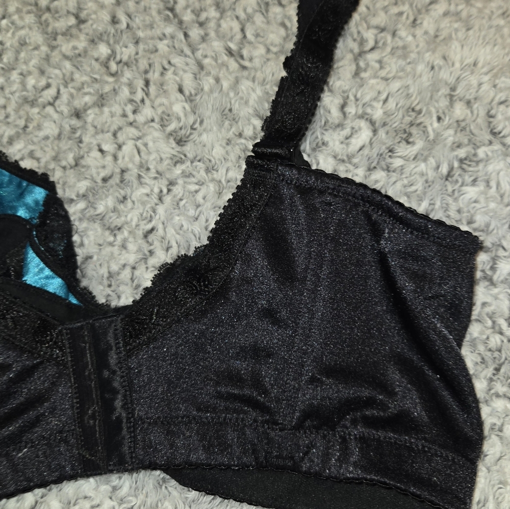 ❤️ Size 40B Lace Bra - Picture 13 of 14